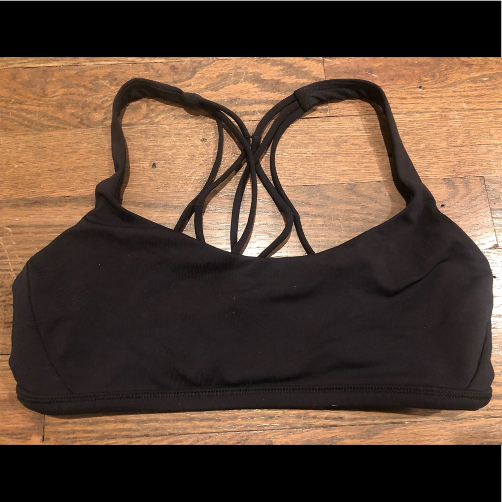 Lululemon Free to be Zen sports bra
